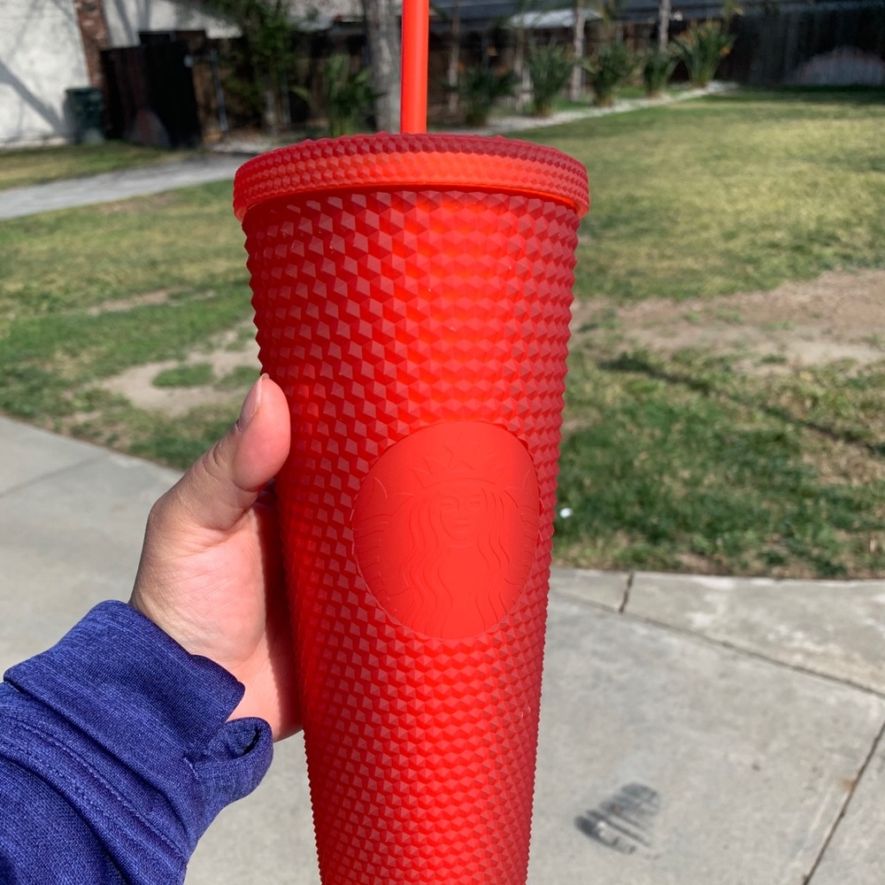 Tumbler Starbucks cup